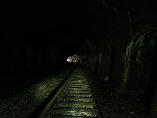 tunnel3.jpg