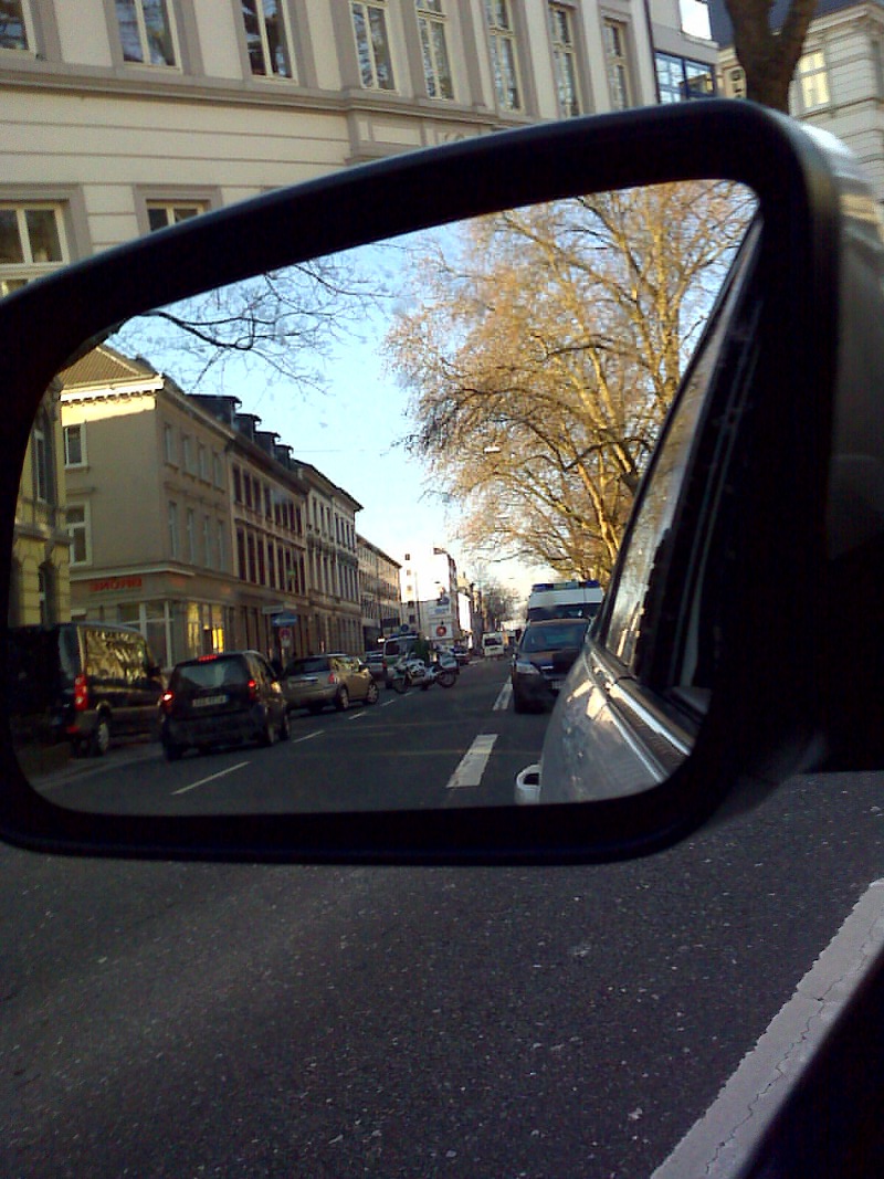 Polizeisperren in mehreren Ringen